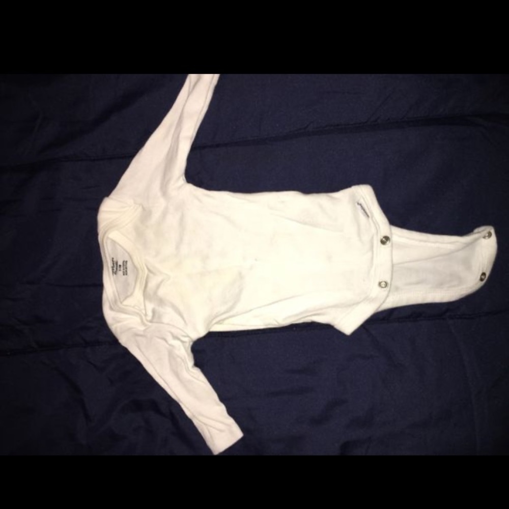 Newborn, 0-3, 3-6 months baby clothing. BUNDLES!